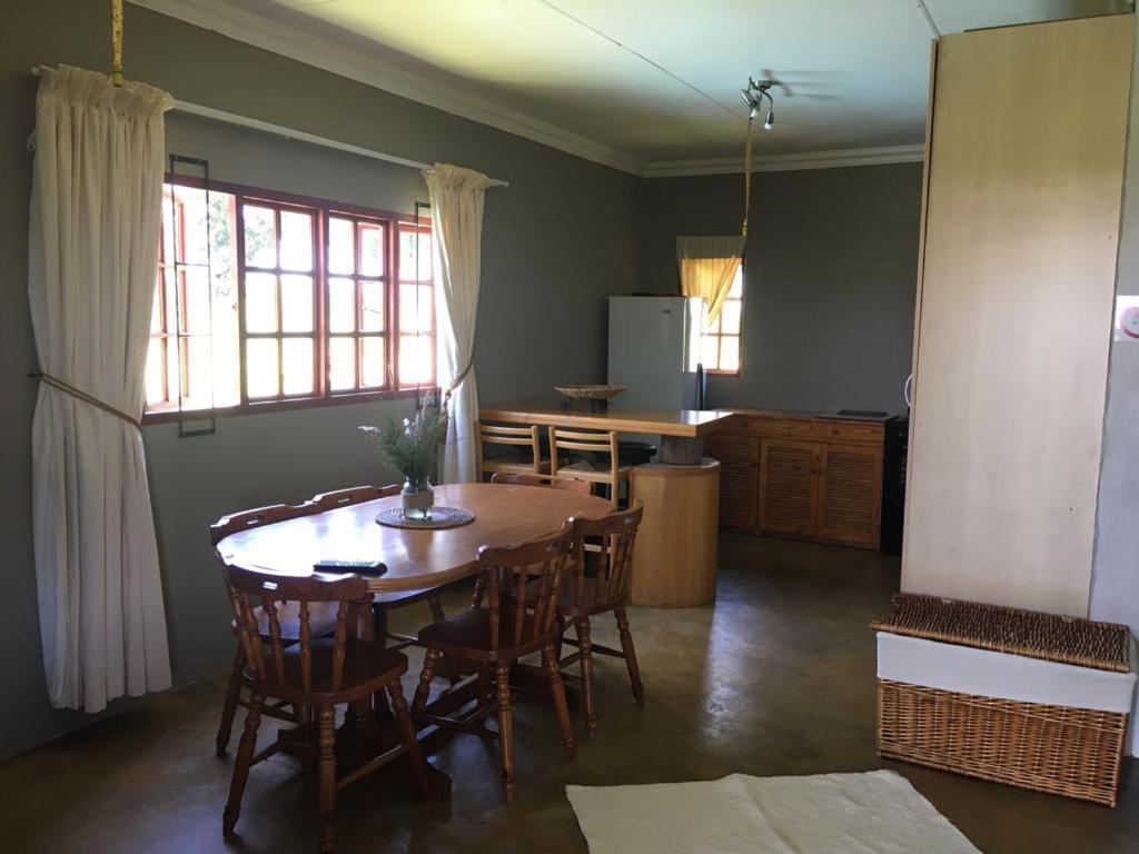 Sanctuary Life Guest Farm Hotel Magaliesburg Eksteriør billede